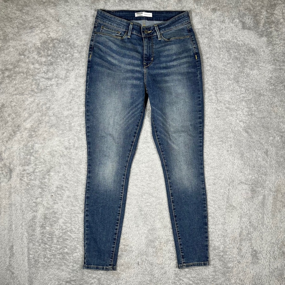 Signature by Levi Strauss Gold Label Mid Rise Skinny Jeans Medium Wash Blue 29